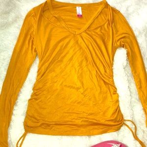 Long sleeve yellow top